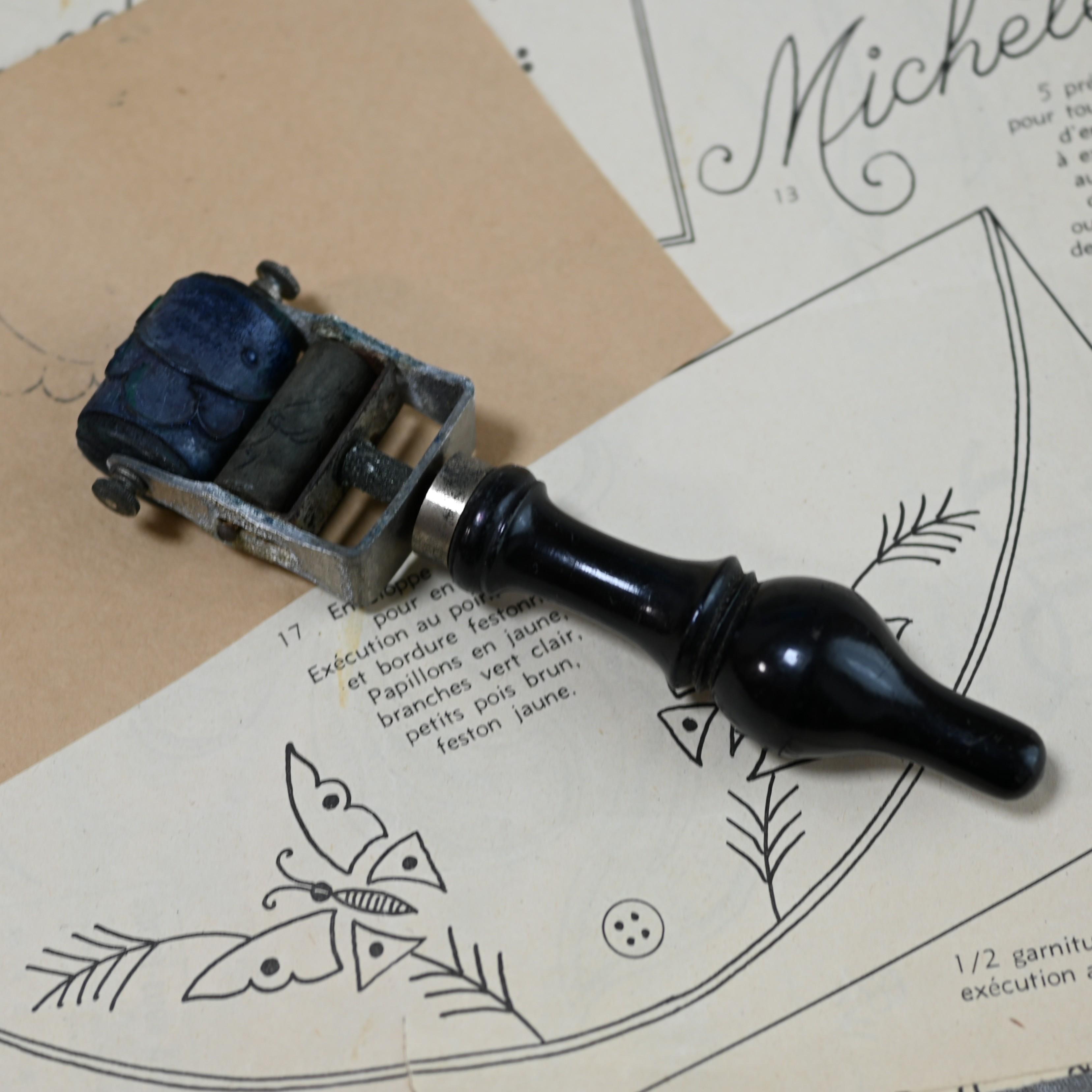 アンティーク　刺繍用スタンプ＋本体[C10]1枚目の画像