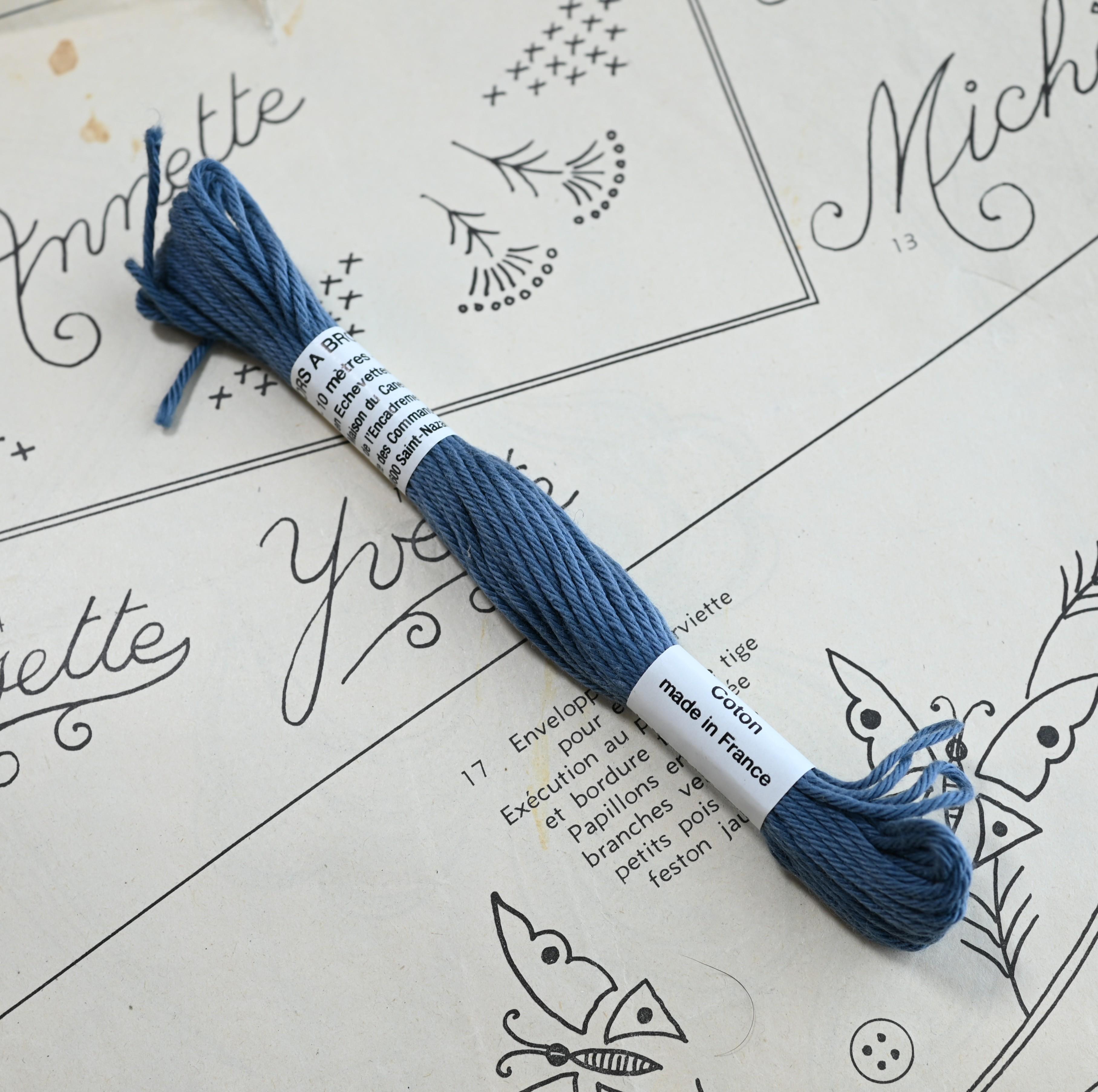 レトロ 刺繍糸1枚目の画像