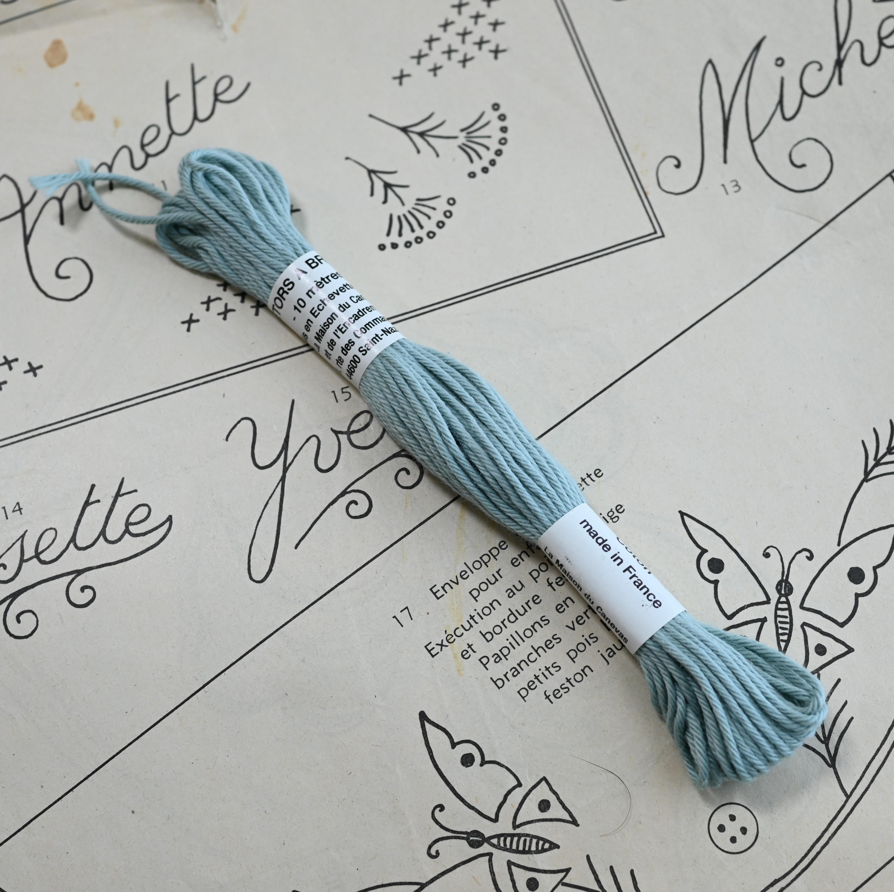 レトロ 刺繍糸1枚目の画像